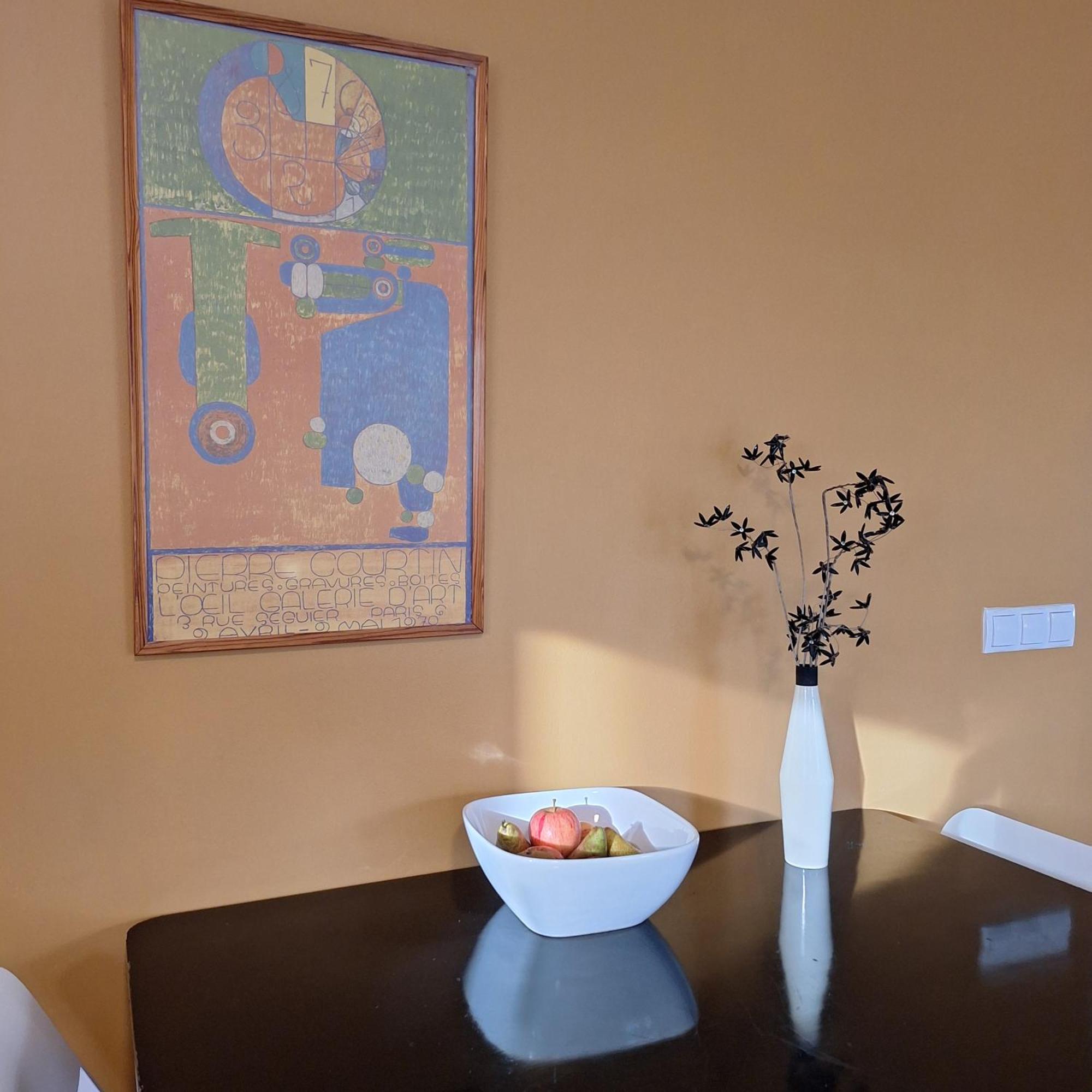 Central Reykjavik - Garden Cottage 외부 사진